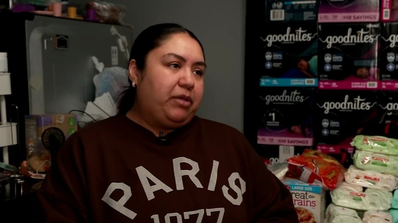 Mayra Guevara, la activista que reparte alimentos a migrantes que temen salir por ICE en Minneapolis