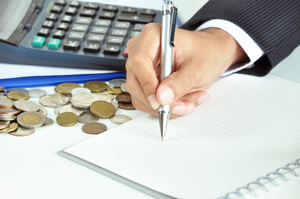 En este Mes de la Serpiente continúa la buena compatibilidad amorosa con la 
<b>Liebre</b>
<br>
<br>
<b>Oportunidades que debes aprovechar este mes:</b> la facilidad para obtener un crédito o financiamiento en una institución bancaria.
<br>