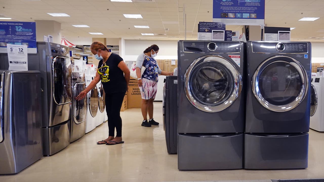 Anuncian fin de semana libre de impuestos en compra de electrodomésticos ahorradores en Texas