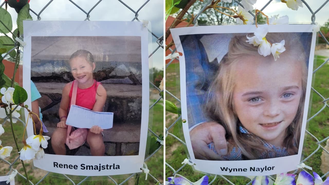 En la reja de un lote junto al río se colocaron las imágenes de las víctimas mortales y de las personas que aún no han sido encontradas.
<br>