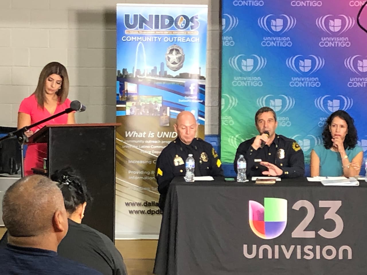 Asistentes del foro expresaron sus inquietudes a los funcionarios en términos de seguridad y acerca de sus derechos.
<br>