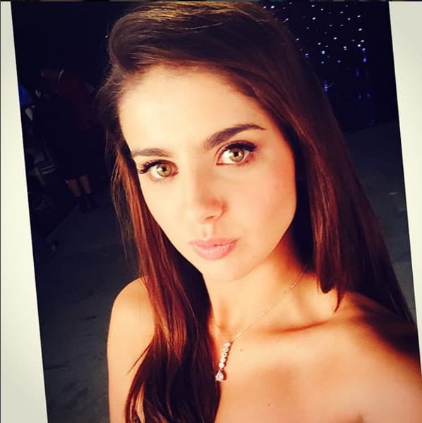 Y es que durante varios meses se sometieron a largas jornadas de trabajo para que pudiéramos disfrutar de esta apasionada y poderosa historia.