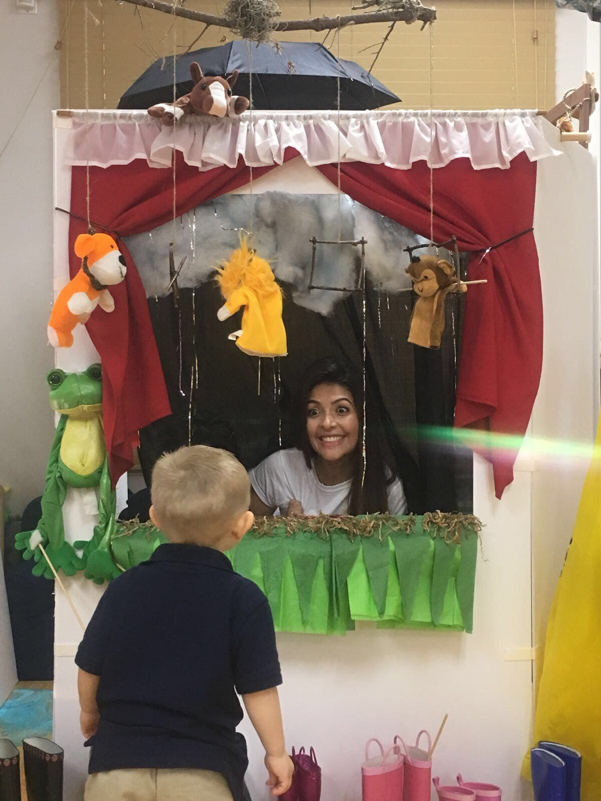 Todos los niños estaban muy emocionados, qué comience la diversión.