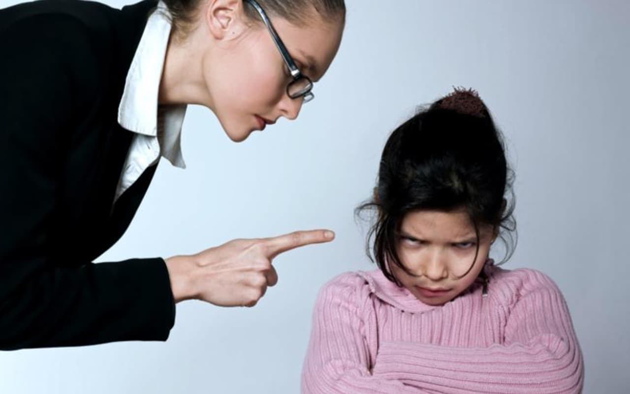 Padres de "hijos incorregibles" pueden perder la custodia aunque no tengan culpa: Corte Suprema de California