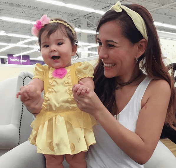 Julieta es una hermosa bebé que además se presta para las fotos por su ternura y su especial característica, la fotogenia.