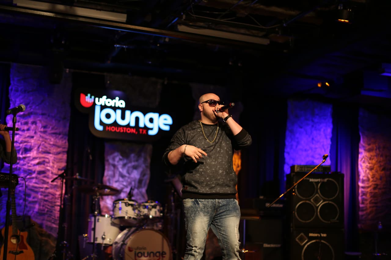 Dandy El Producto es un artista de reggaeton y tropical urbano que llegó al Showcase a mostrar su talento.