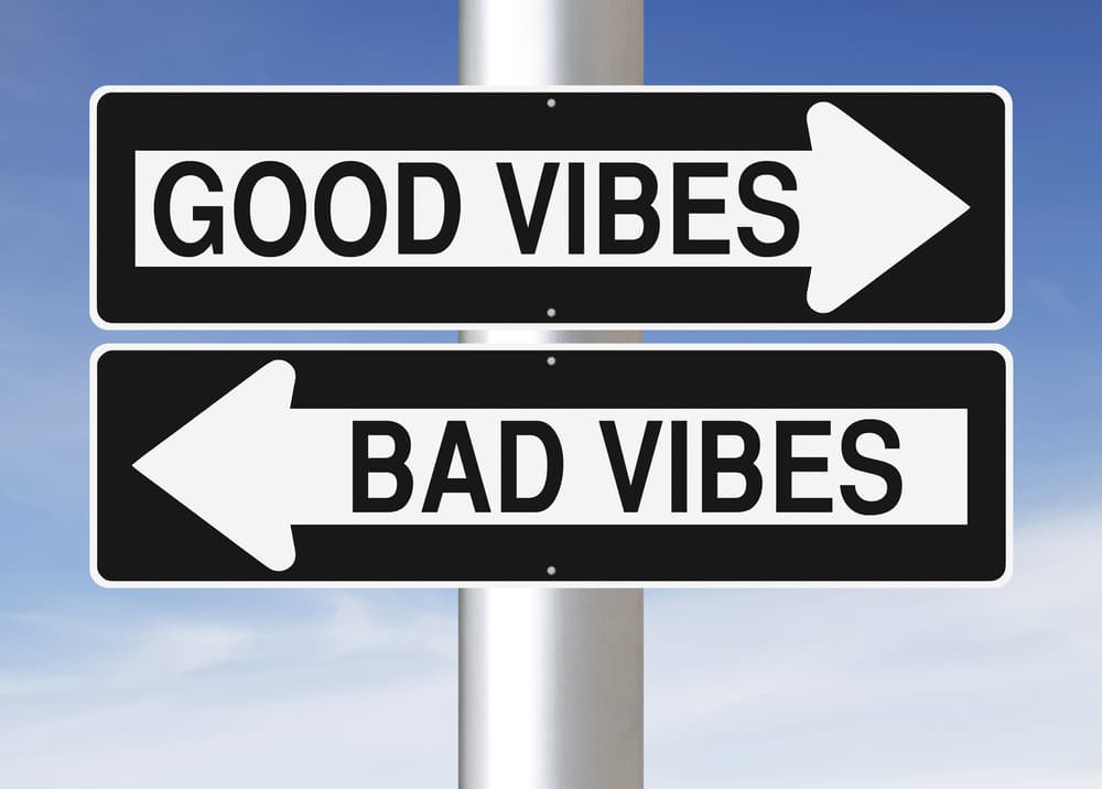 Te servirá como escudo para alejar las malas vibras a tu alrededor y a alejarte de lo que no te conviene, así que úsalo todo el tiempo.