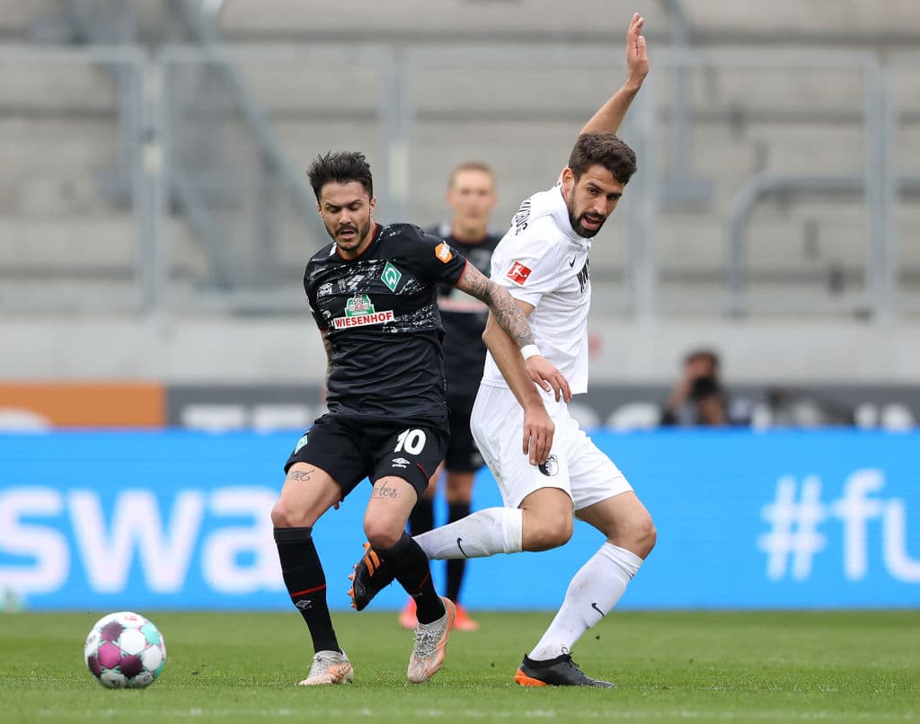 Augsburg logra aprovechar su localía y vencen 2-0 al Werder Bremen.