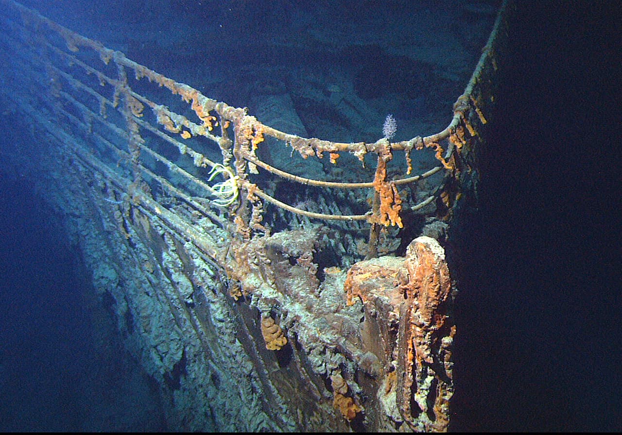 Courtesy of NOAA/Institute for Exploration/University of Rhode Island (NOAA/IFE/URI). - http://www.gc.noaa.gov/gcil_titanic.html View of the bow of the RMS Titanic photographed in June 2004 by the ROV Hercules during an expedition returning to the shipwreck of the Titanic.