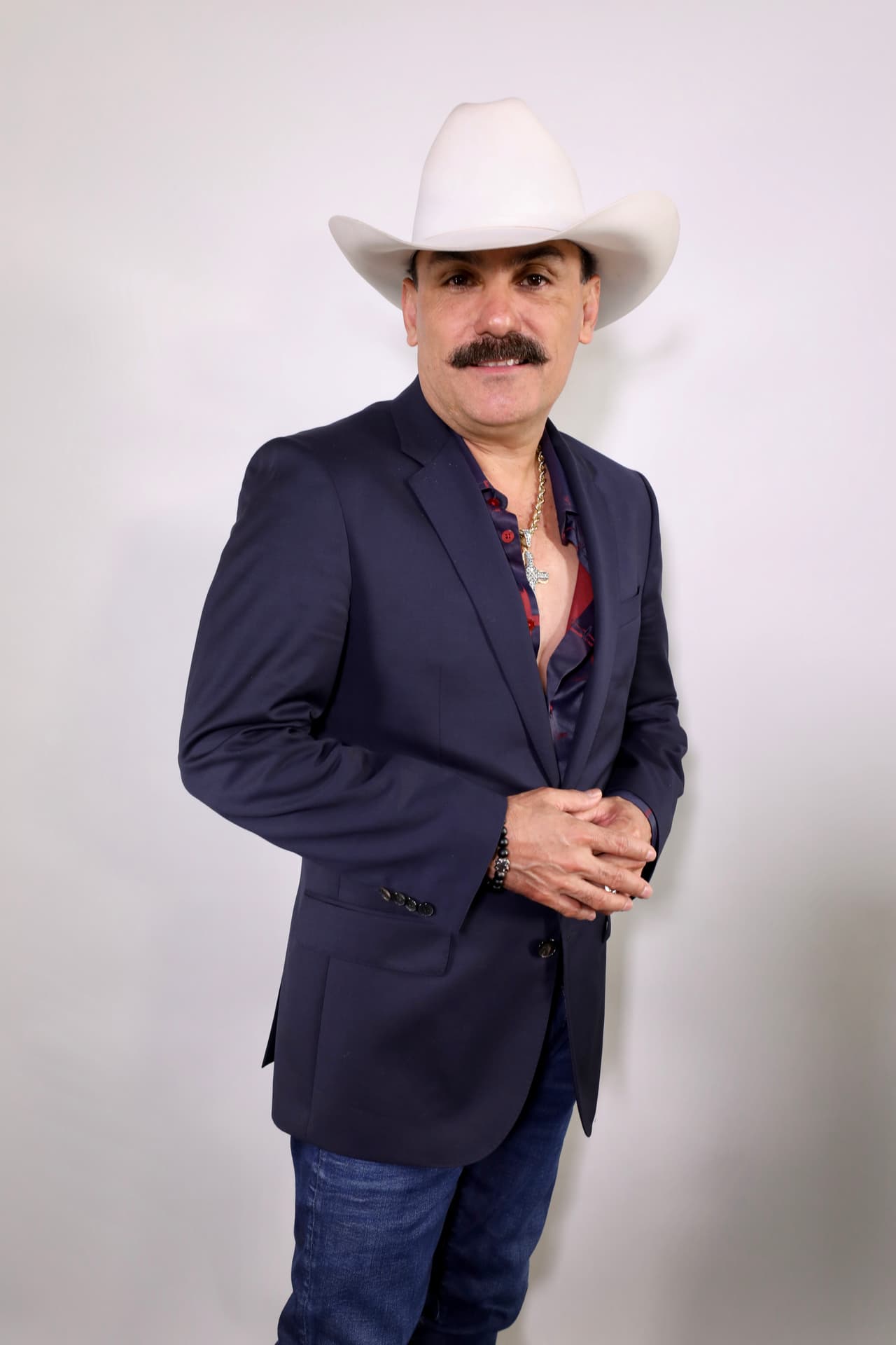 Sin duda, el cantante lleva la 'suerte' por todos lados.