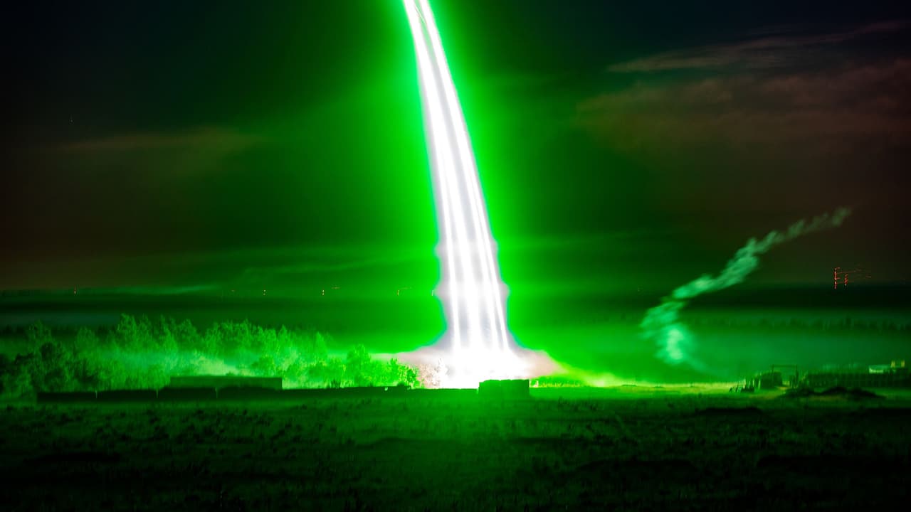 El Equipo de Combate de la Tercera Brigada de la 82 División Aerotransportada condujeron un "ejercicio de fuego vivo" en la base militar de Fort Bragg, en Carolina del Norte.