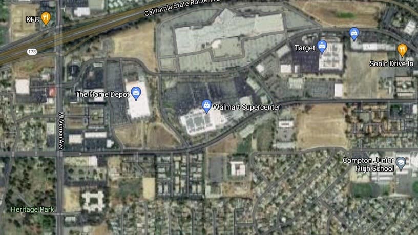 Evacúan Walmart del este de Bakersfield por amenza de explosivos