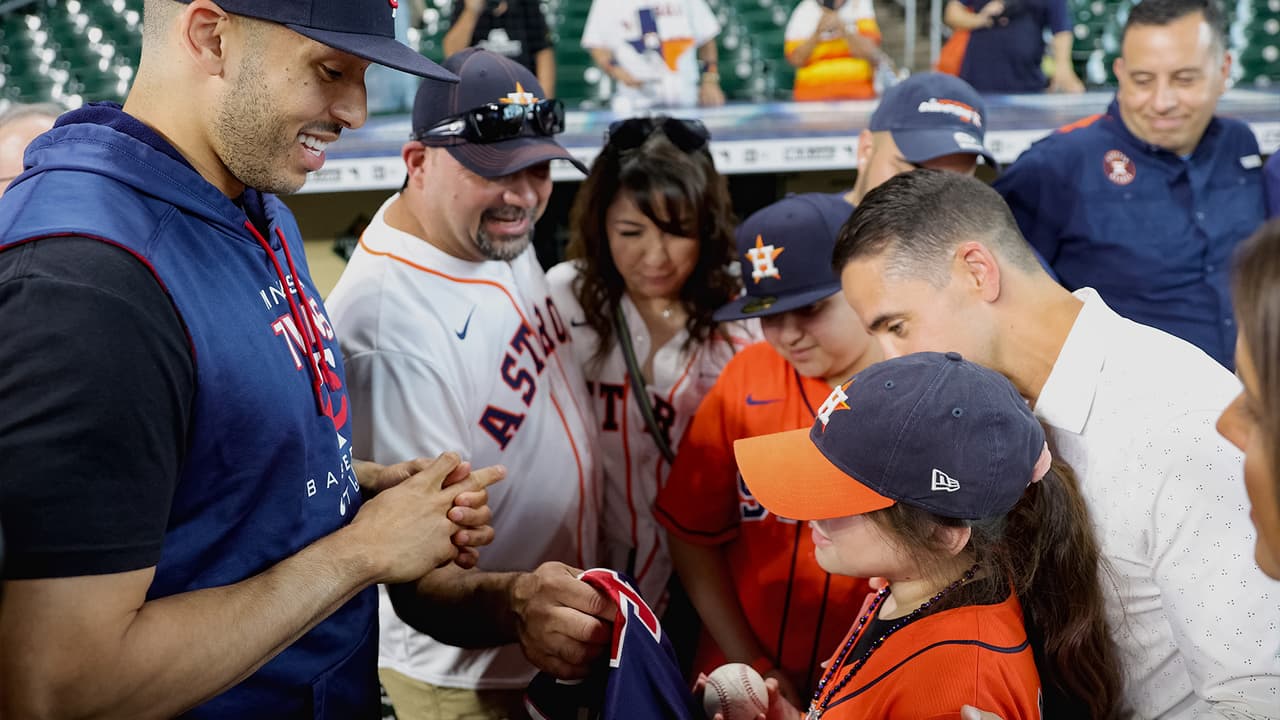 "Agradecido de que Mayah esté aquí con nosotros, que haya podido salir de esa situación y estamos aquí honrandola y pudiéndola ayudar", dijo Carlos Correa, quien estuvo compartiendo con la niña en el Minute Maid Park.
