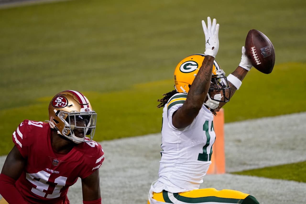 Aaron Rodgers tiene una gran noche y con cuatro pases de anotación sin intercepción, los Green Bay Packers vencen 34-17 a los San Francisco 49'ers.
