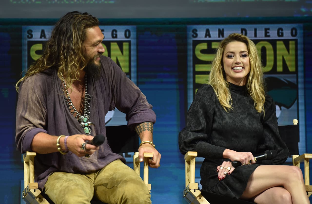 Aquí la vemos como Mera, una atlante miembro de la guardia real que se convierten en el interés amoroso de Momoa.
<br>"Mera, por ejemplo, a diferencia de Arthur, tiene una constitución muy sólida, un fuerte sentido de sí misma, de quién es ella, cuál es su papel, cuál es su posición. Y el sentido del deber y el honor que ella usa para abordar todas las situaciones de su vida es algo que respeto y realmente me gusta, y admiro eso", definió su personaje durante una entrevisto con el sitio 'comicbook.com'.