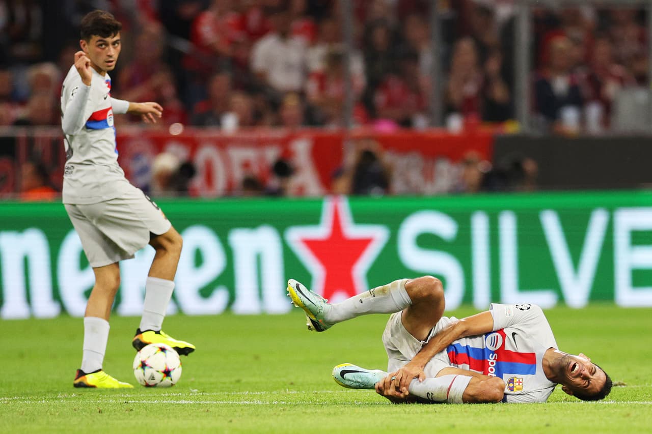 Bayern venció al Barcelona con los goles de Lucas Hernández y Leroy Sané, en el regreso de Robert Lewandowski a la Allianz Arena.