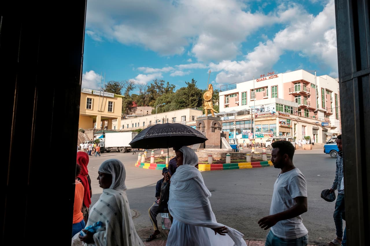 <h3 class="cms-H3-H3">20. Etiopía</h3>
<br>
<br>🌍 
<b>RNB per cápita: </b>$2,410
<br>
<br>🌍 
<b>Producto Interno Bruto 2020: </b>$107,600 millones.
<br>
<br>🌍 
<b>Esperanza de vida: </b>66.6 años.
<br>
<br>🌍
<b> Población: </b>115.0 millones.
<br>