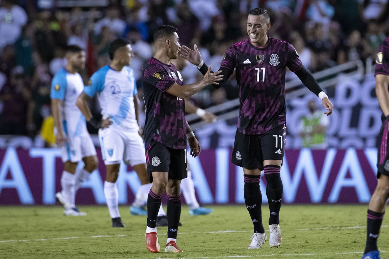 Tras su decepcionante debut ante Trinidad y Tobago, el Tricolor consiguió su primera victoria en la Copa Oro de la mano del 'Mellizo', quien hizo dos goles, y Orbelín Pineda, quien marcó el tercero.