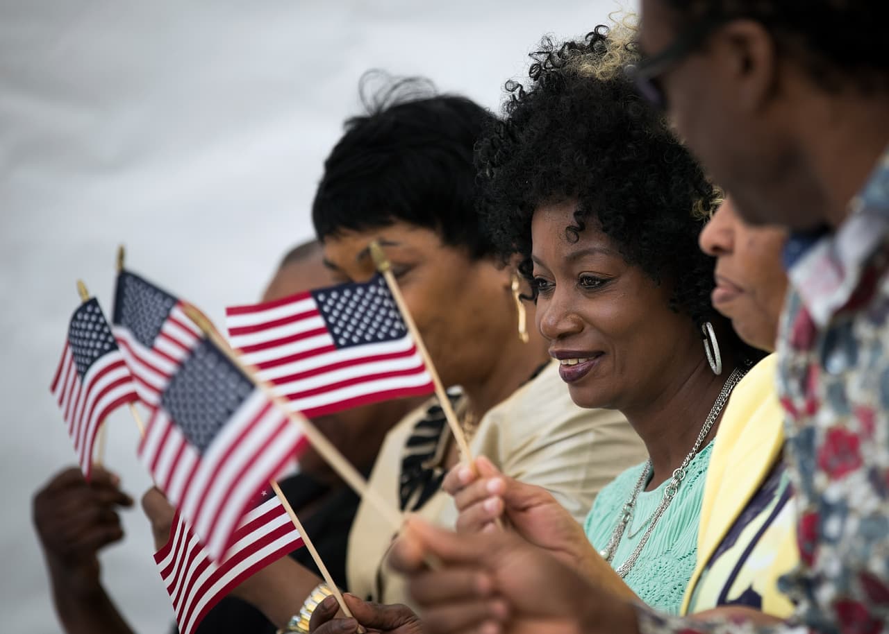 El gobierno crea oficina para revocar ciudadanías: por qué no debería preocuparte