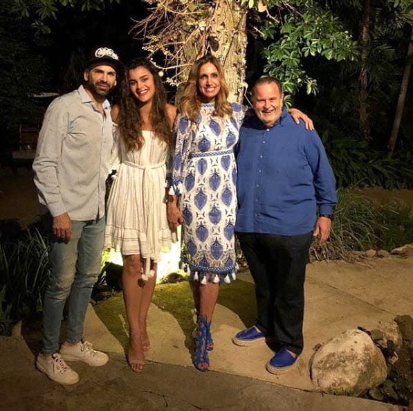 Pero por esta semana todo el equipo se encuentra transmitiendo el programa desde Puerto Plata en República Dominicana, como parte del festejo del 20 aniversario.