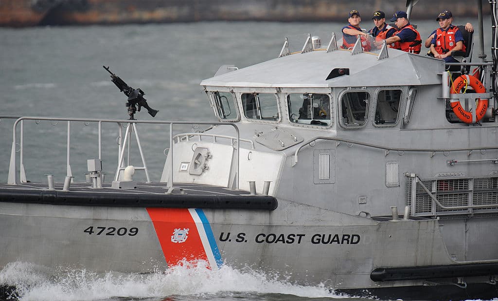 Lo acusaron de estafa y trató de escapar en moto acuática a Cuba, pero lo detuvieron en alta mar