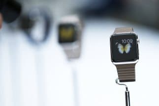 Apple Watch saldrá a la venta en abril.