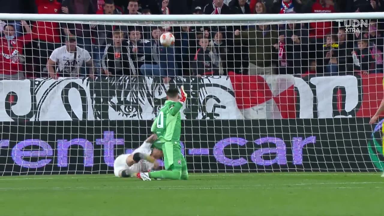 ¡Polémica! Ivan Rakitic, de penal, pone el 1-0 para el Sevilla