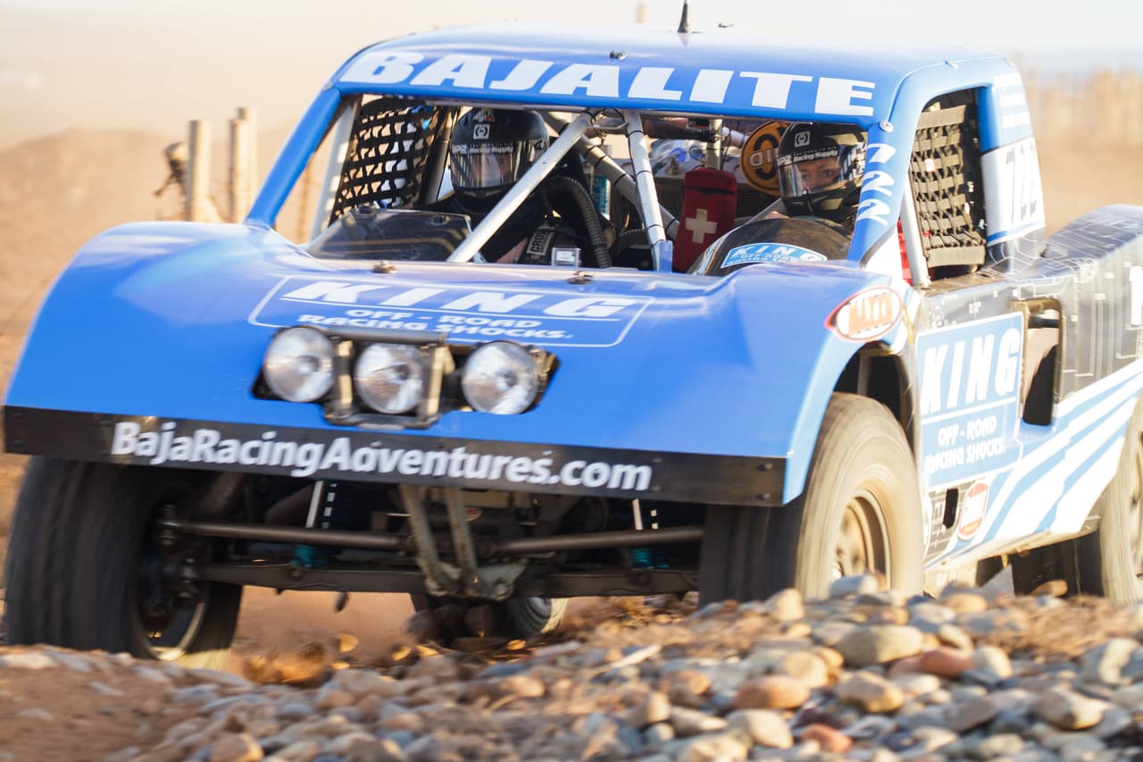 <b>Baja 1000</b>
<br>Varias celebridades se han dado cita en Baja California para esta fiesta Off Road. 
<b>Steve McQueen</b> participó en alguna ocasión con un buggy 1969. El expiloto de F1 
<b>Mario Andretti</b> fue otro concursante y hasta el actor 
<b>Paul Newman</b> se arriesgó a hacerlo a los 80 años, siendo el participante de más edad en terminar la carrera. El cómico mexicano 
<b>Mario Moreno ‘Cantinflas’ </b>acudió en 1970 como Gran Mariscal de las 1000 millas.