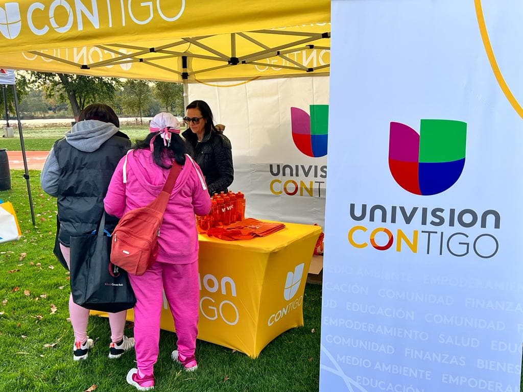 <b>Univision Contigo Philadelphia</b> dijo presente en el evento, en la foto, nuestra gerente de ventas, Ita Harmelin, comparte con la comunidad.