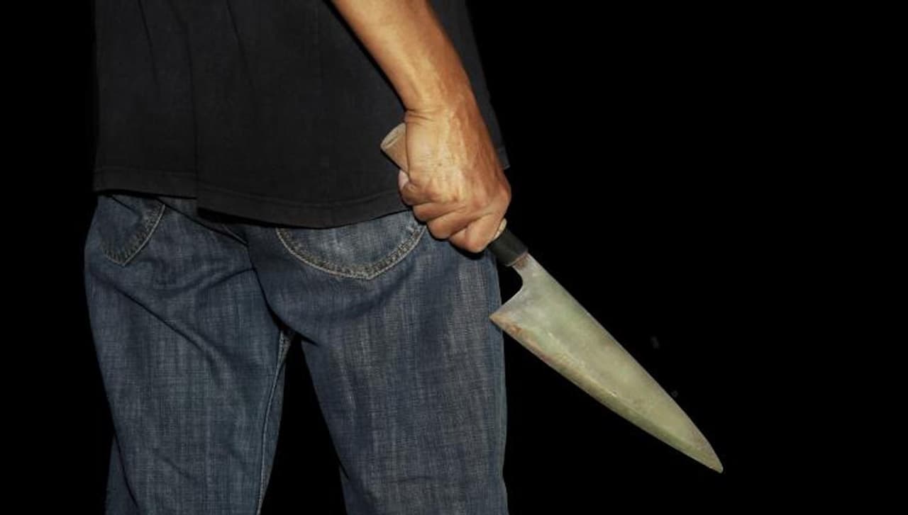 Hombre de Sacramento ataca a su jefe con un cuchillo en Roseville