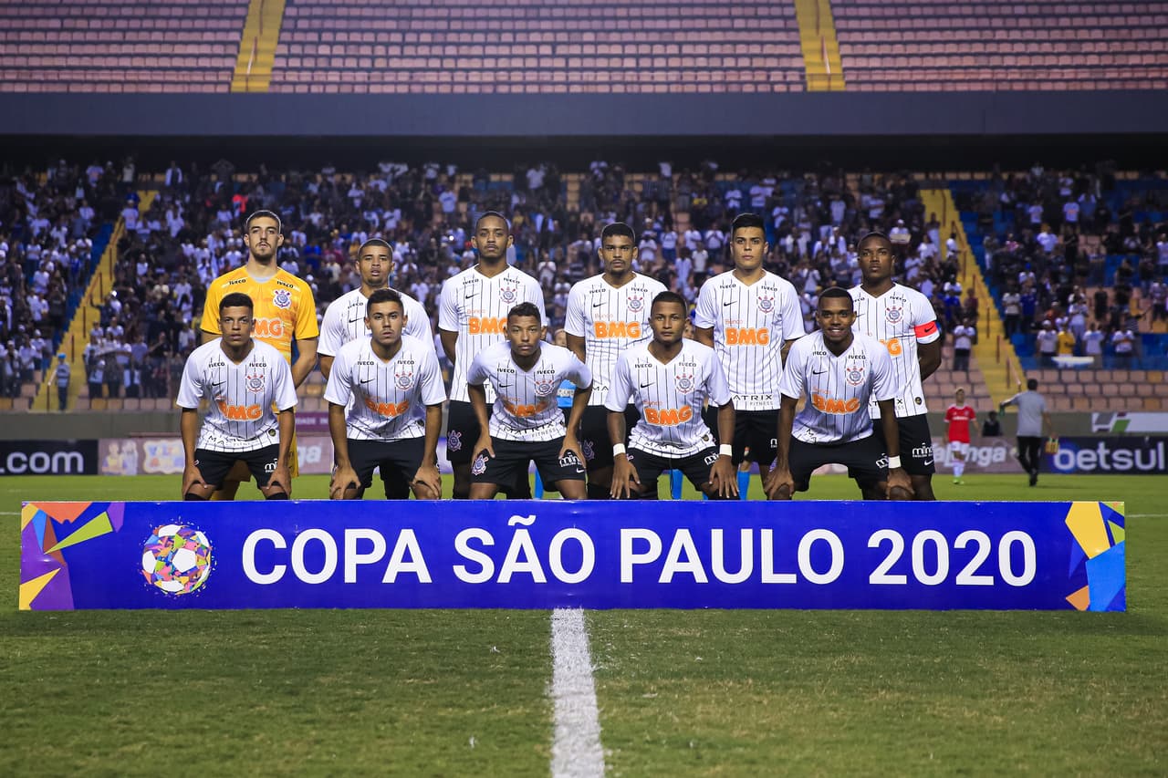 <b>2.- CORINTHIANS | Total: 23,220,000 millones de seguidores</b>
<br>Facebook: 11,250,000 millones de seguidores
<br>Instagram: 4,800,000 millones de seguidores
<br>Twitter: 6,000,000 millones de seguidores
<br>YouTube: 1,170,000 millones de seguidores