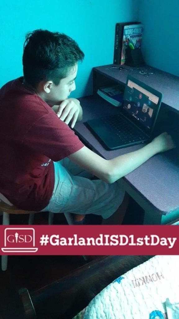 Algunos padres dijeron a Noticias 23 que no se sentían seguros de poder ayudar a sus hijos con el reto de la educación virtual.
<br>