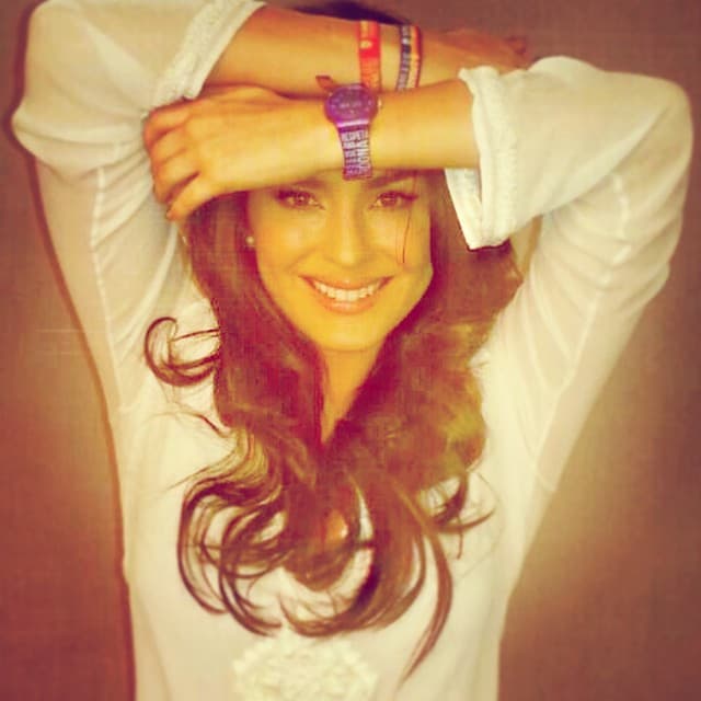 Esa sonrisa iluminó más nuestras pantallas.