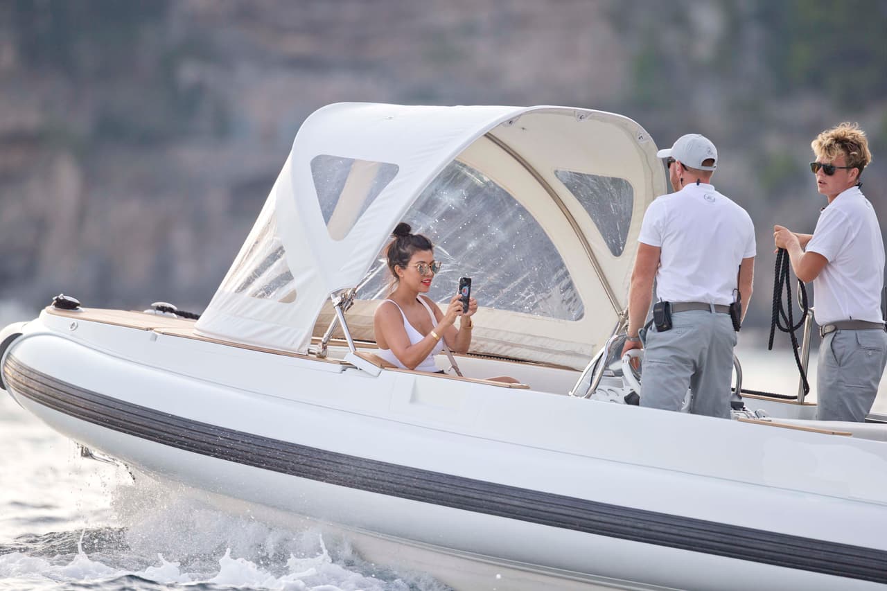 Kourtney se tomó algunas selfies.