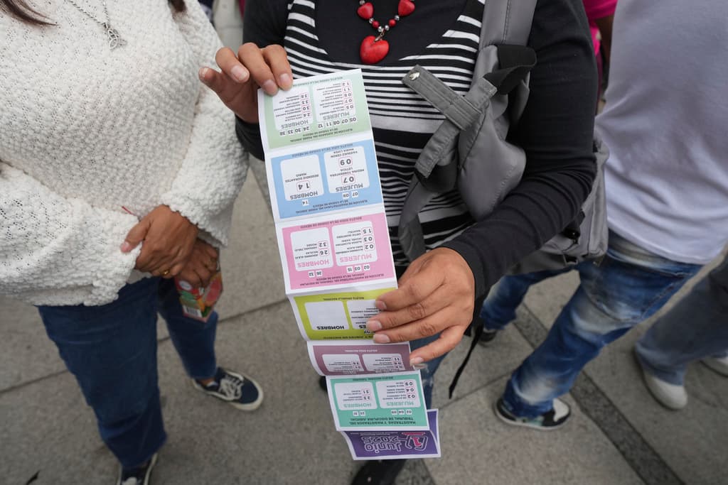 Una exdefensora de ‘El Chapo’ y otros 'narcocandidatos' buscan ser jueces en las inéditas elecciones en México