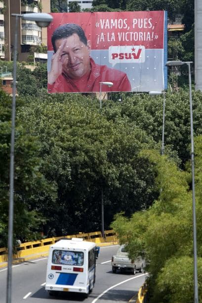 La mayoría de los 150 invitados extranjeros arribaron el jueves al país para actuar como "acompañantes internacionales" en los comicios del 26 de septiembre, anunció Sandra Oblitas, una de las directoras del Consejo Nacional Electoral (CNE).