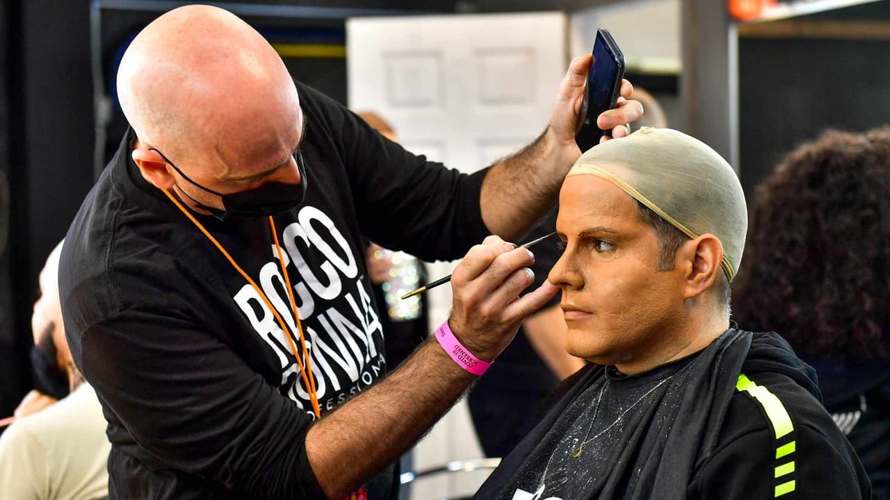 Manny Cruz renunció a su barba, se puso peluca y uso algunas prótesis faciales para interpetar a David Bisbal.