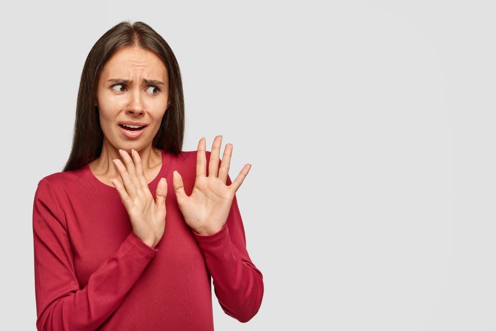 <b>CAPRICORNIO</b>
<br>Una dificultad que debes resolver es que las personas de tu entorno se sienten rechazadas por ti.
<br>