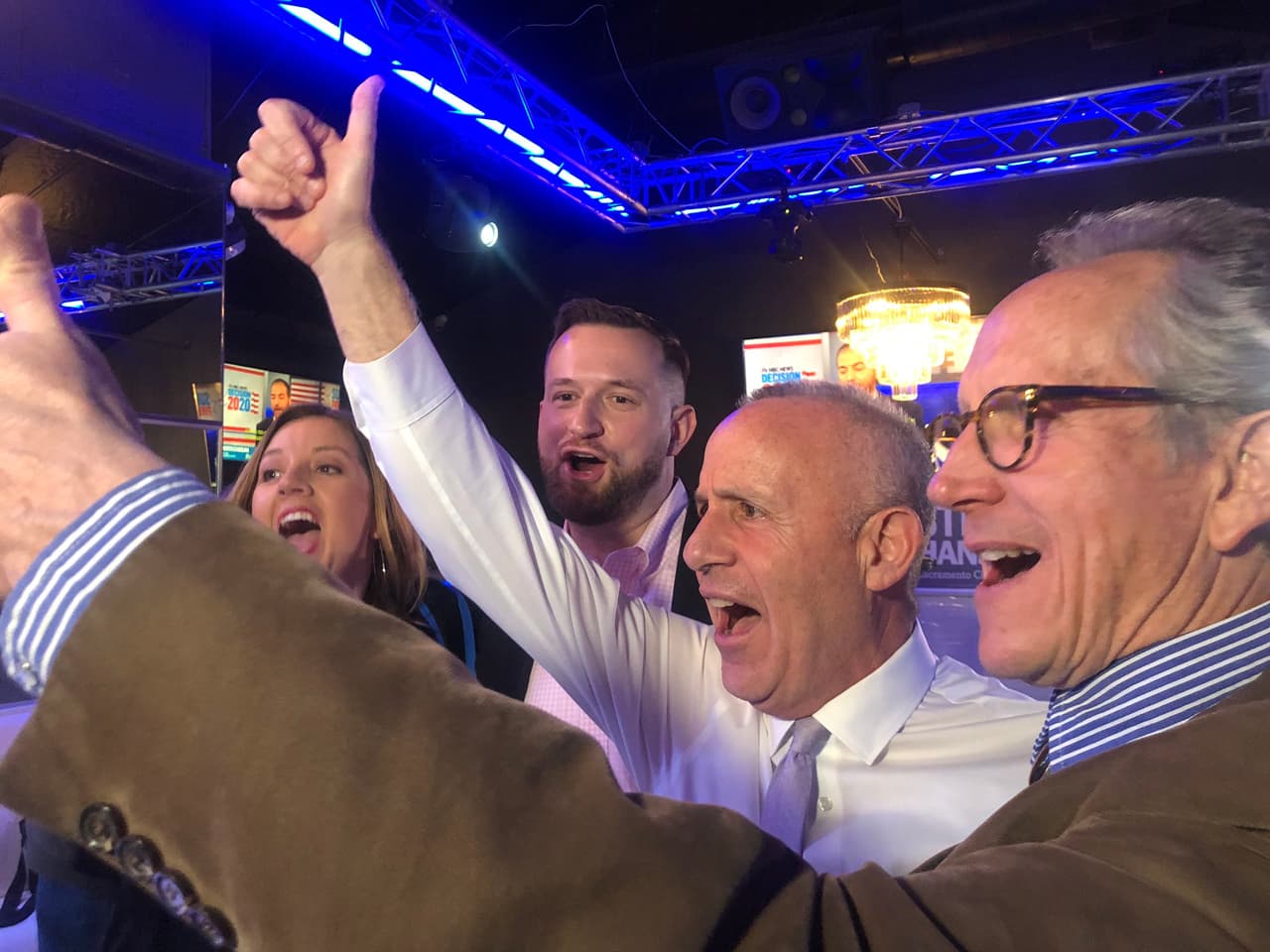 Darrell Steinberg se reelige como alcalde de Sacramento