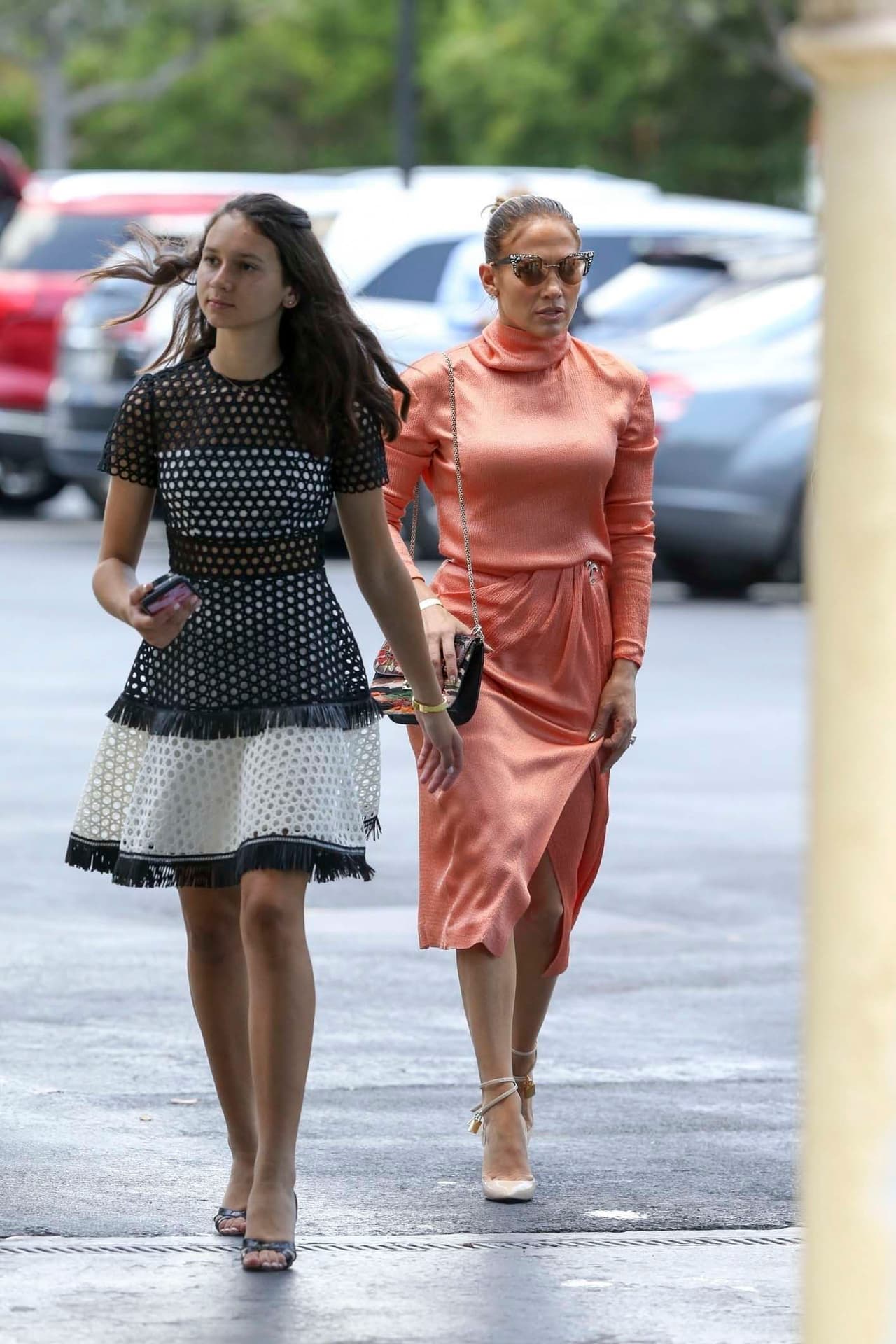 Recordemos que el pasado 31 de mayo fue Natasha quien celebró su graduación en compañía de la familia.