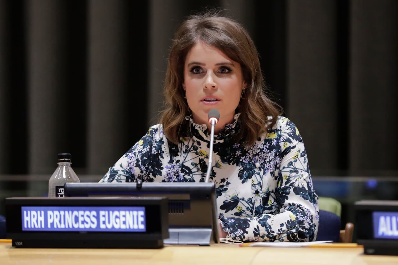De este modo, Eugenie solo participa en las caridades que realmente le importan. Además trabaja como directora asociada en la galería de arte Hauser & Wirth de Londres.