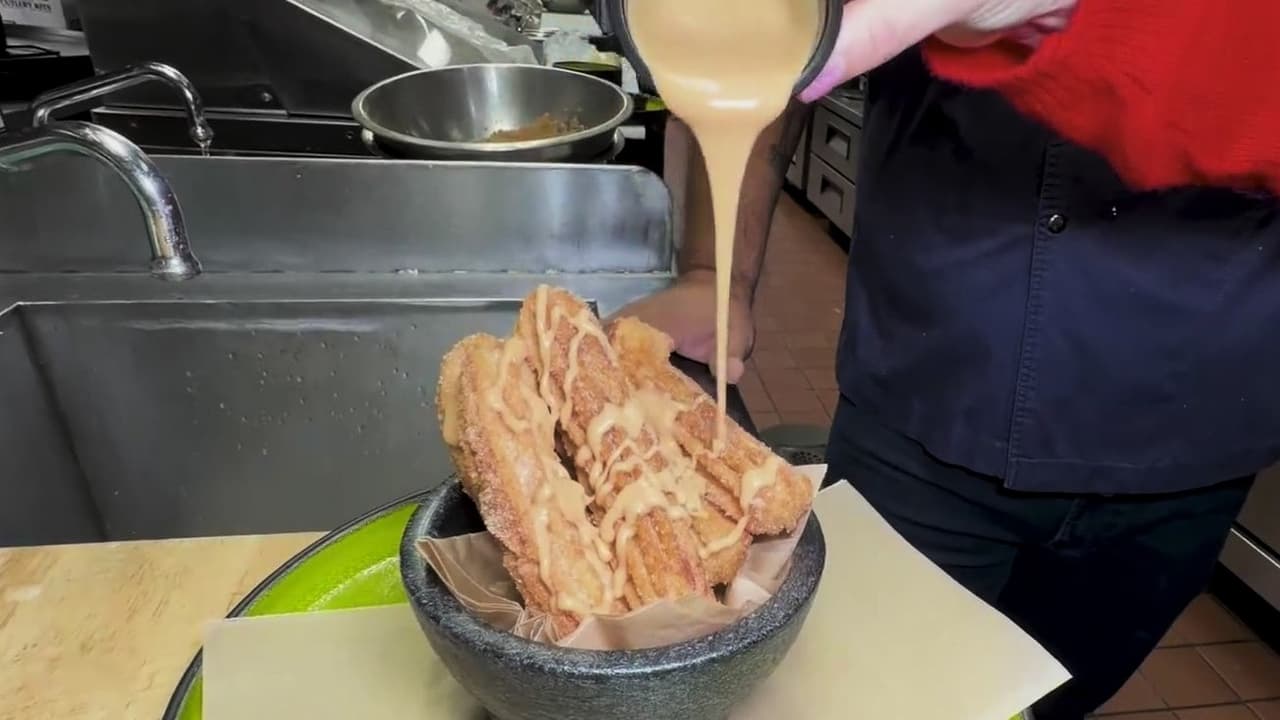 Nuestras Recetas: endulza las fiestas con los tradicionales churros mexicanos