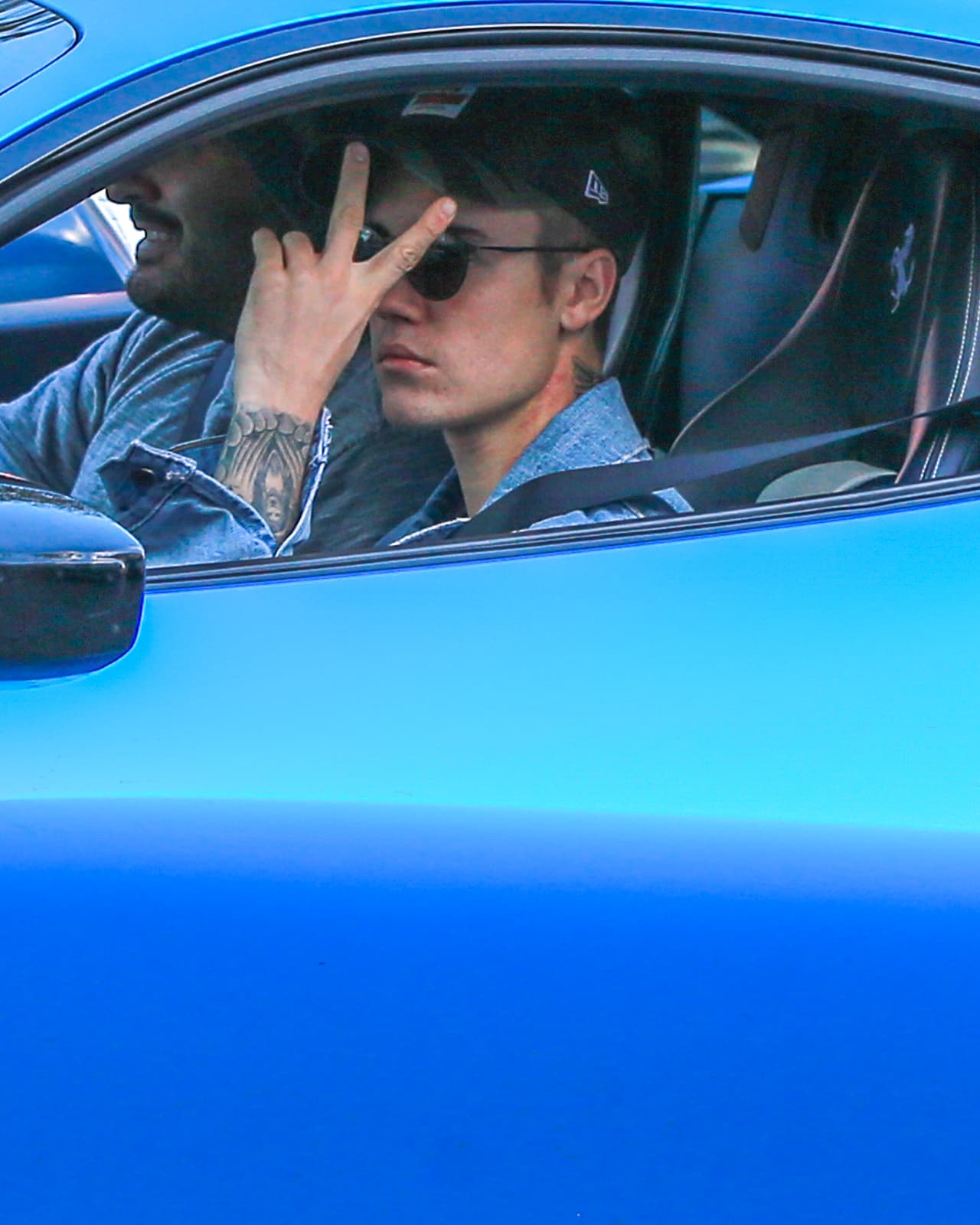 La razón fue que dio una vuelta a la izquierda y eso hizo enojar a las autoridades.