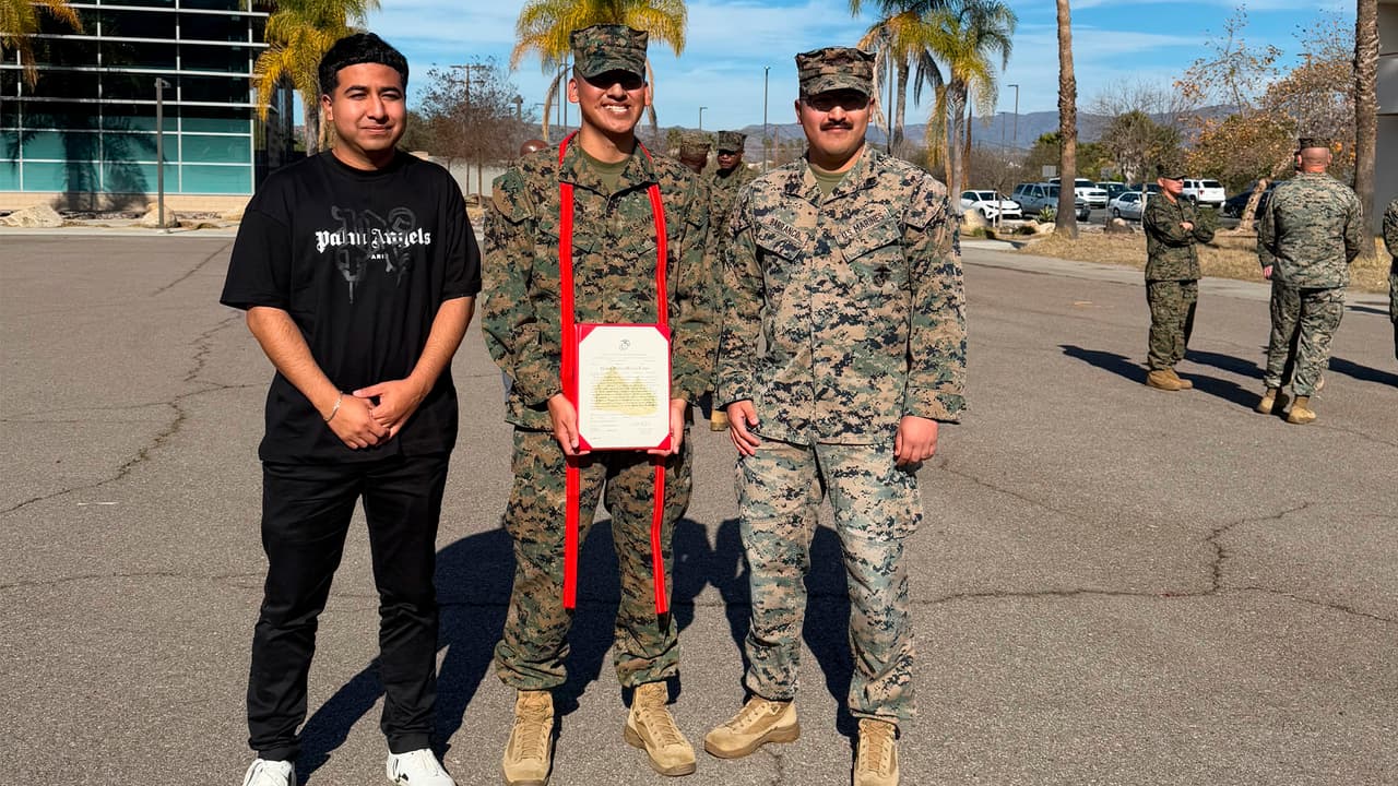 Narciso Barranco es padre de tres infantes de la Marina de EE. UU.