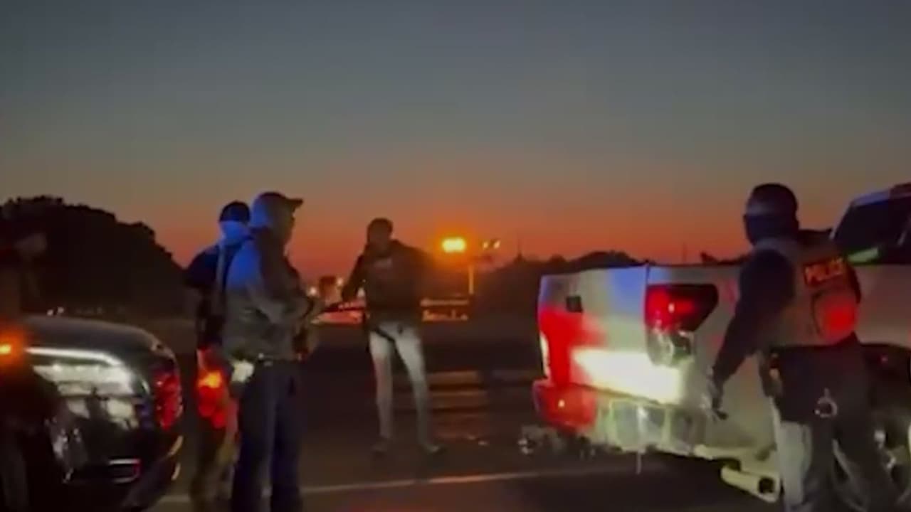 Embarazada buscaba a su esposo detenido por ICE y capta arresto de trabajador en Norcross