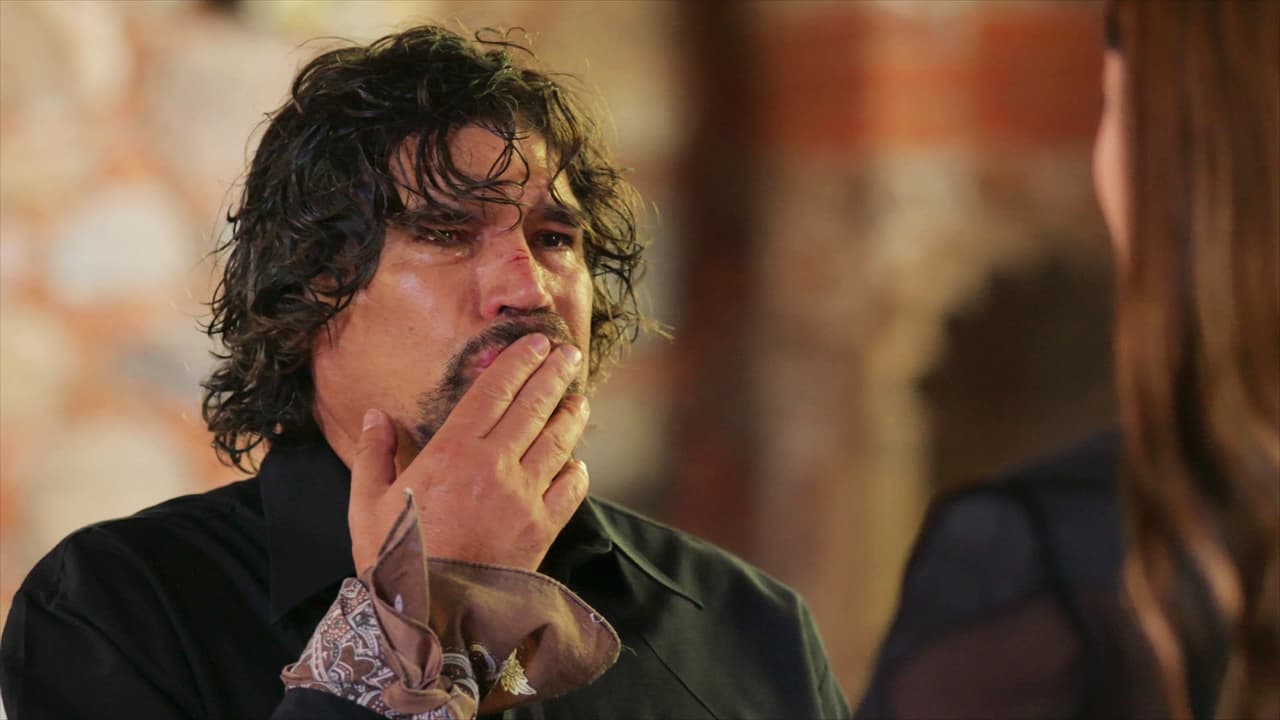 Luego de abrirle su corazón a la madre de Rafael, Carmelo le envió en beso con la mano y se marchó para no volverla a ver.