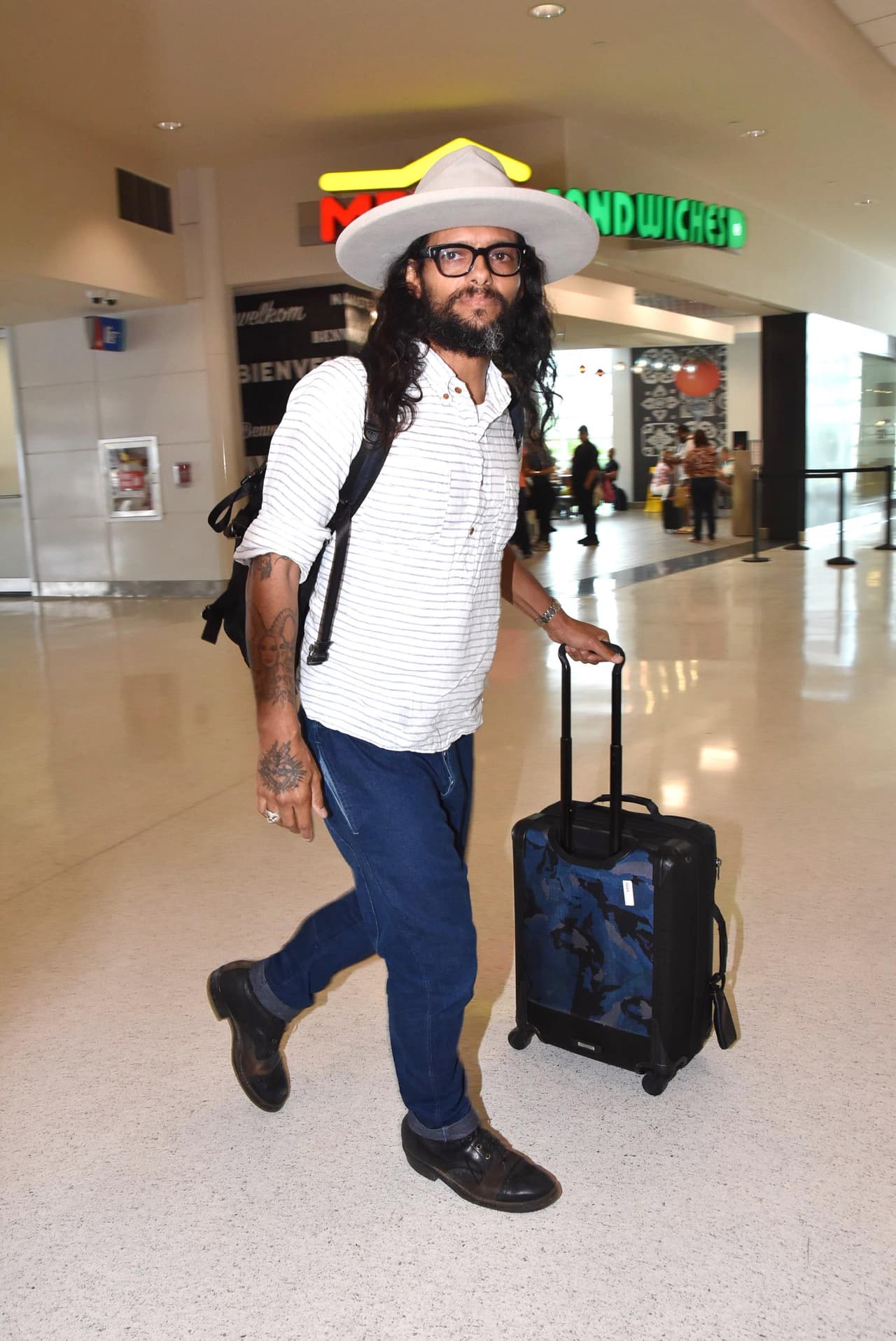 El cantautor se dirigía a Bogotá, Colombia, para realizar una presentación y reveló que después de ese viaje se iría a un retiro espiritual.