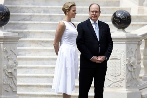 Y las apariciones junto a su esposo no eran mejores.