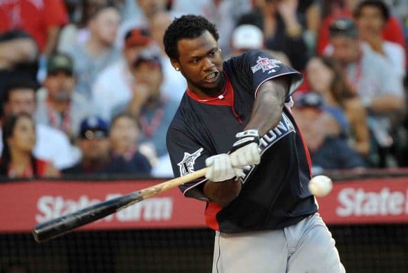 Intentó una relación con el besibolista Hanley Ramírez, en el año 2014.