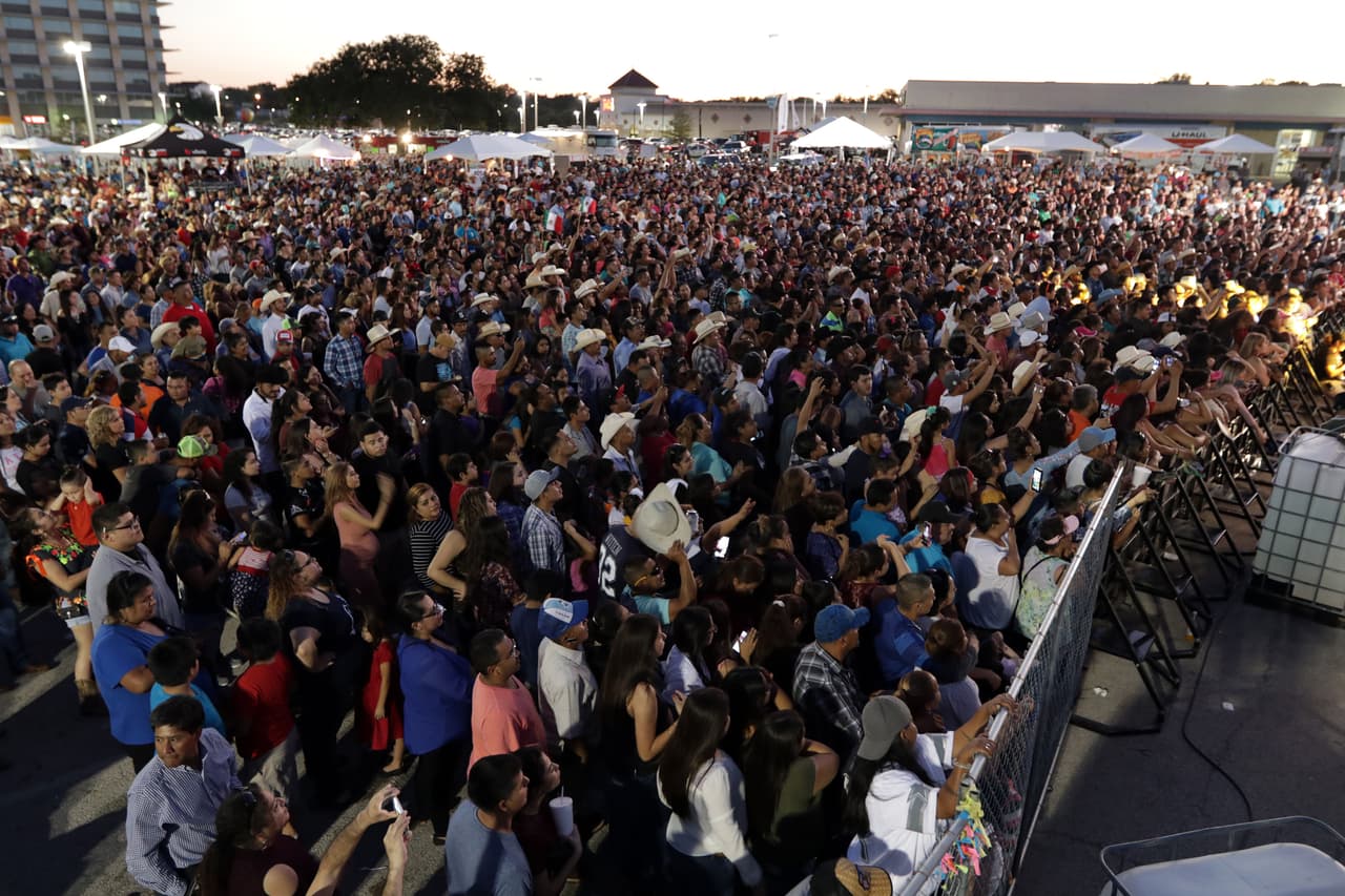 Uforia Dallas celebró en grande en La Gran Plaza